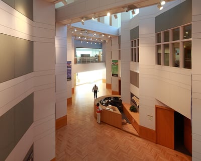NCBiotech_JSink_1104_Center_8528-100ppi
