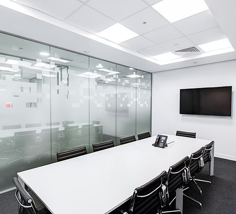 empty-meeting-room-white-table